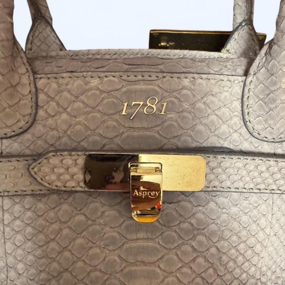 Asprey of London 1781 lavender python bag with gold hardware - Picture 3 of 8